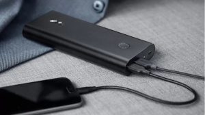 Pin-sac-du-phong-trong-mua-mua-bao